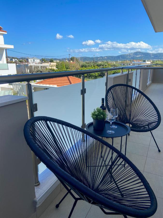 Simplycity Homestay Apartments Кремасти Экстерьер фото